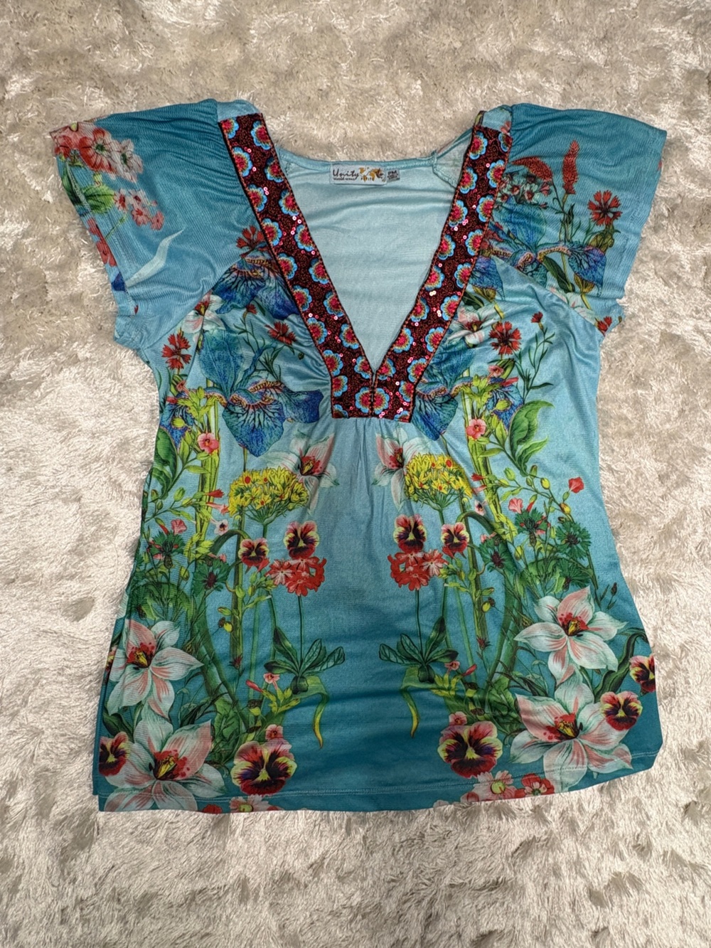 Beautiful World Unity Women’s Floral Aqua Blue Sequined V-Neck Tunic Top
